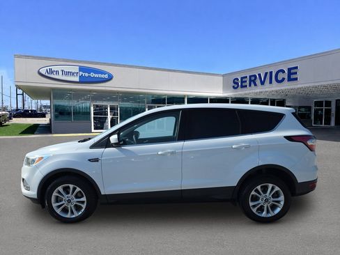 Used 2017 Ford Escape SE AWD/4WD image 5