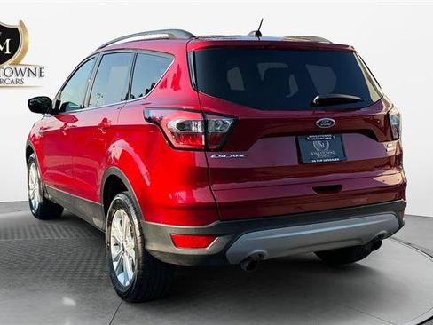 Used 2018 Ford Escape SE AWD/4WD image 3
