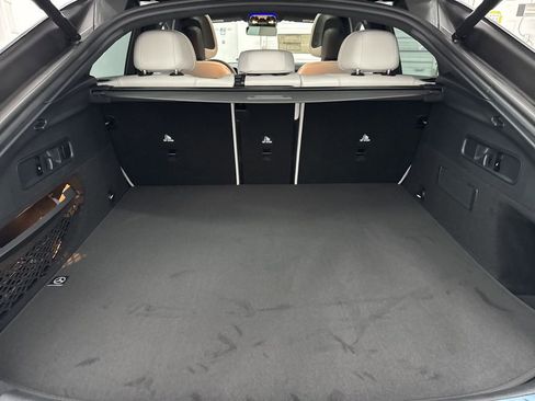 Used 2025 Mercedes-Benz GLC 300 4MATIC image 24