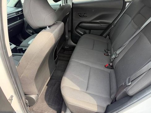 Used 2024 Hyundai Kona SEL w/ Convenience Package AWD/4WD image 12