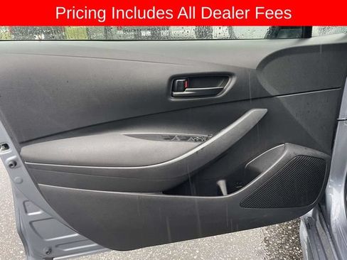 Used 2024 Toyota Corolla LE FWD image 17
