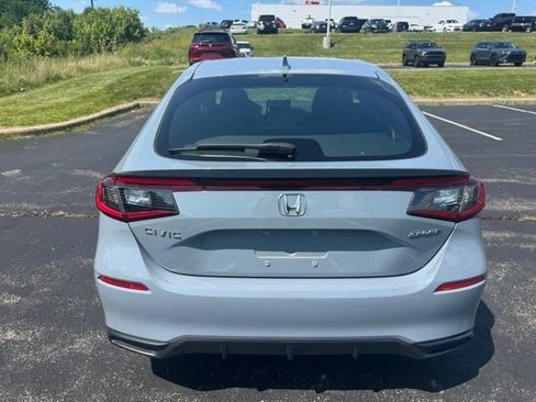 Used 2024 Honda Civic Sport image 4