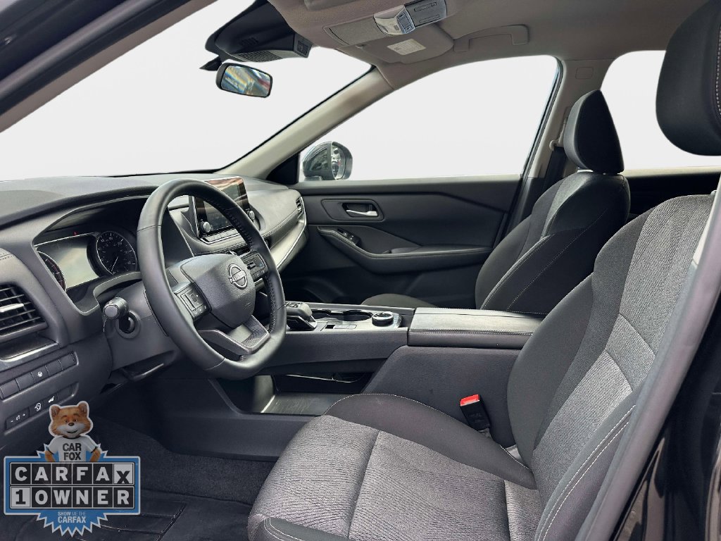 Used 2026 Nissan Rogue SV AWD/4WD image 17