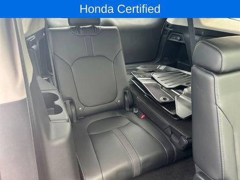 Certified 2023 Honda Pilot Touring image 14