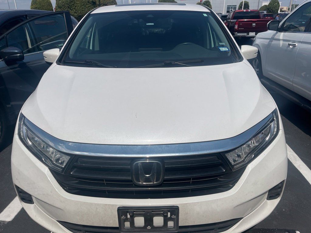 Used 2024 Honda Odyssey EX-L image 2