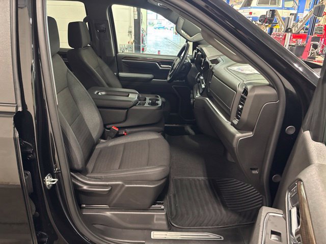 Used 2026 Chevrolet Silverado 1500 RST AWD/4WD image 41