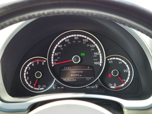 Used 2015 Volkswagen Beetle 1.8T FWD image 10
