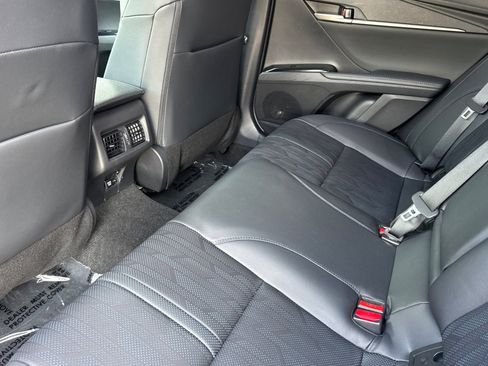 Used 2025 Toyota Camry XSE image 16
