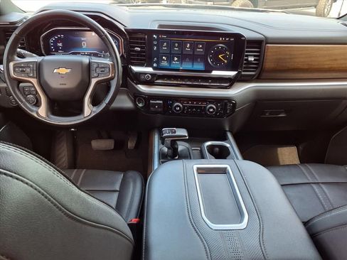 Used 2022 Chevrolet Silverado 1500 High Country image 17