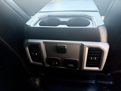 Used 2021 Ford F250 Lariat w/ Lariat Ultimate Package AWD/4WD image 37