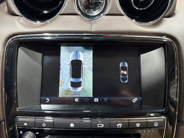 Used 2017 Jaguar XJ L Portfolio AWD/4WD image 77