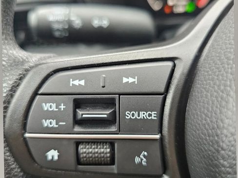 Used 2024 Honda CR-V LX image 15