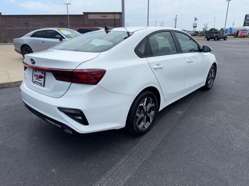 Used 2021 Kia Forte LXS FWD image 9