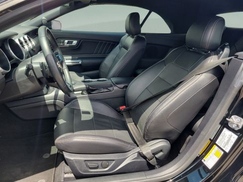 Used 2020 Ford Mustang Premium RWD image 19