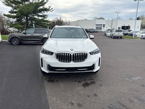 Certified 2024 BMW X5 xDrive40i w/ Premium Package image 8