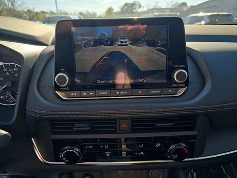 New 2026 Nissan Rogue S image 18