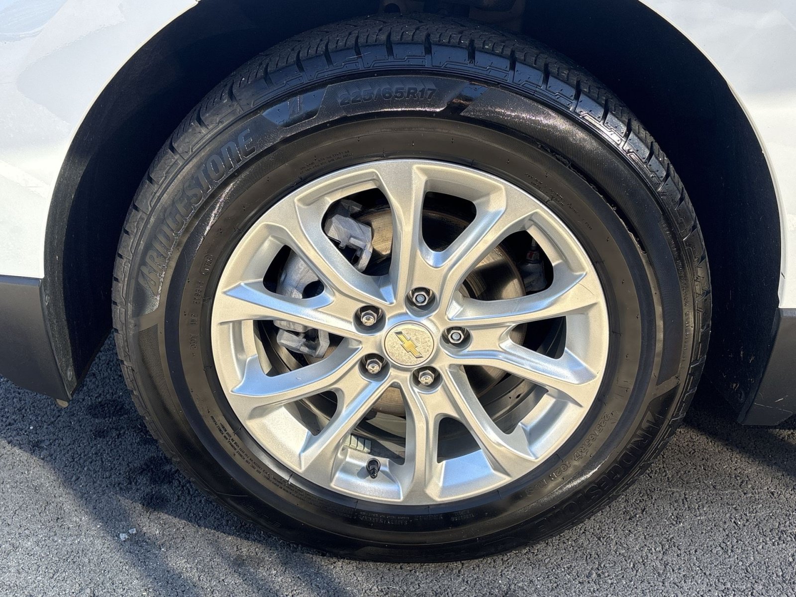 Used 2021 Chevrolet Equinox LT AWD/4WD image 12