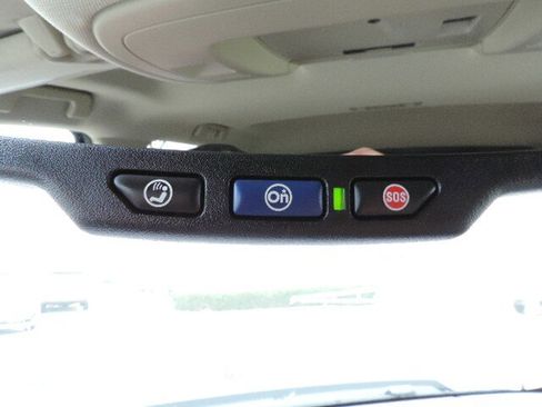 Used 2014 GMC Sierra 1500 SLT w/ SLT Crew Cab Value Package image 24