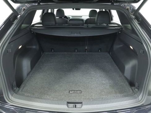 Used 2022 Volkswagen Atlas Cross Sport SEL image 36