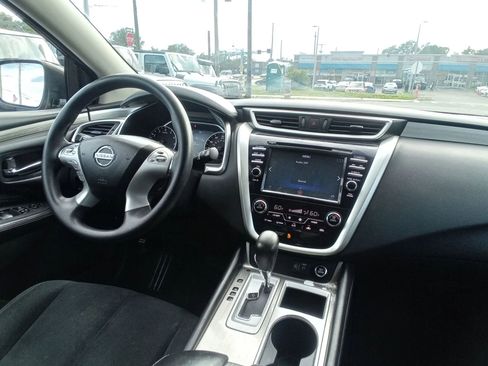 Used 2018 Nissan Murano S AWD/4WD image 14