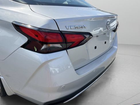 Used 2024 Nissan Versa S w/ S Plus Package image 8