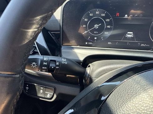 Used 2024 Kia Seltos S AWD/4WD image 31