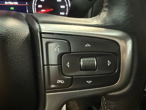 Used 2022 Chevrolet Silverado 1500 LT Trail Boss w/ LPO, Dark Essentials Package AWD/4WD image 32