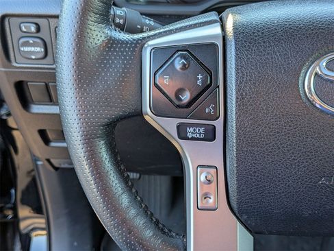 Used 2023 Toyota 4Runner SR5 Premium image 18