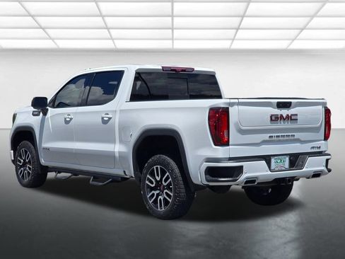 Certified 2023 GMC Sierra 1500 AT4 w/ Technology Package AWD/4WD image 22