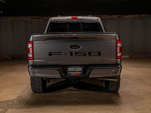 Used 2022 Ford F150 Lariat w/ Equipment Group 502A High AWD/4WD image 6