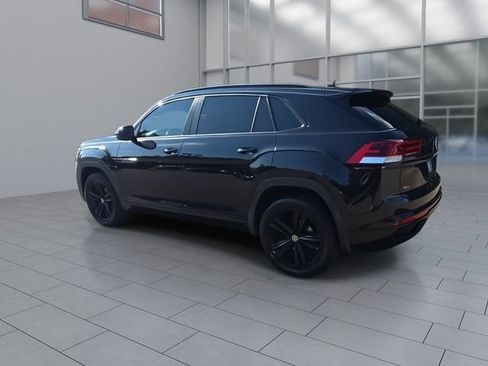Used 2022 Volkswagen Atlas Cross Sport SEL R-Line AWD/4WD image 6
