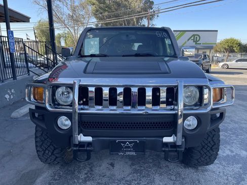 Used 2007 HUMMER H3 AWD/4WD image 2