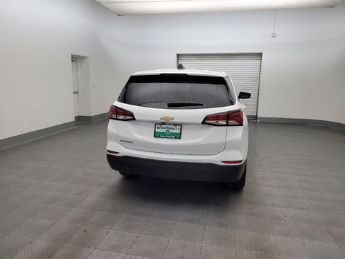 Used 2022 Chevrolet Equinox LS w/ LPO, Floor Liner Package FWD image 7