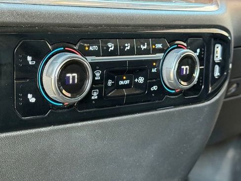 Used 2024 Chevrolet Silverado 2500 LT image 19