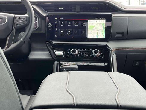 New 2026 GMC Sierra 1500 AT4 w/ AT4 Premium Package AWD/4WD image 14