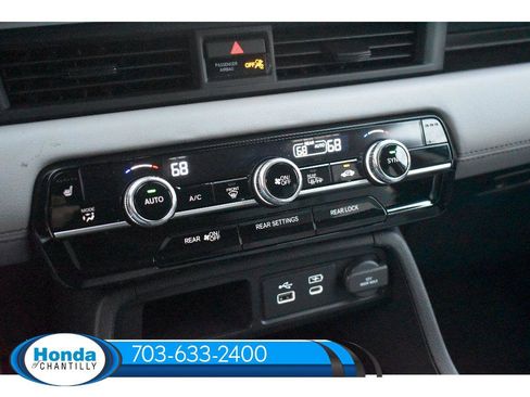 New 2025 Honda Pilot Touring image 26