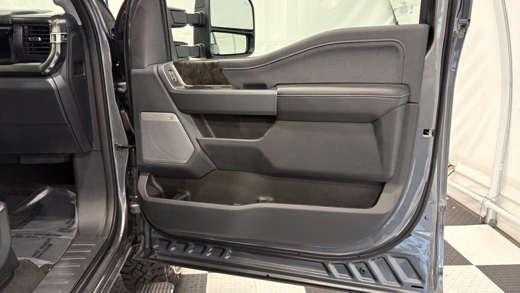 New 2026 Ford F350 Lariat w/ Tremor Off-Road Package AWD/4WD image 22