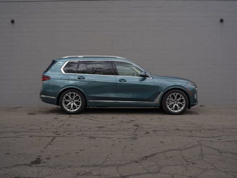 Used 2023 BMW X7 xDrive40i w/ Premium Package AWD/4WD image 8