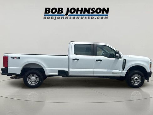 Used 2023 Ford F250 XL AWD/4WD image 2