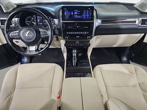 Used 2023 Lexus GX 460 Premium w/ Premium Package AWD/4WD image 10