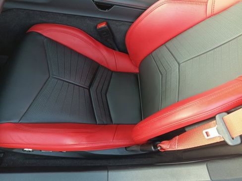 Used 2023 Chevrolet Corvette Stingray Preferred Conv w/ Z51 Performance Package image 6