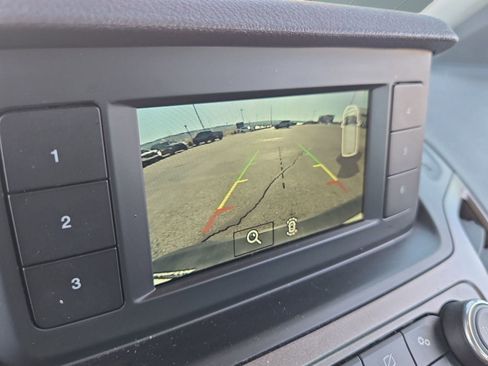 Used 2022 Ford Transit Connect XL image 25