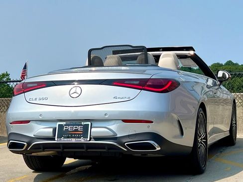 Certified 2026 Mercedes-Benz CLE 300 4MATIC Cabriolet image 9