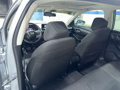 Used 2023 Honda Accord EX image 27