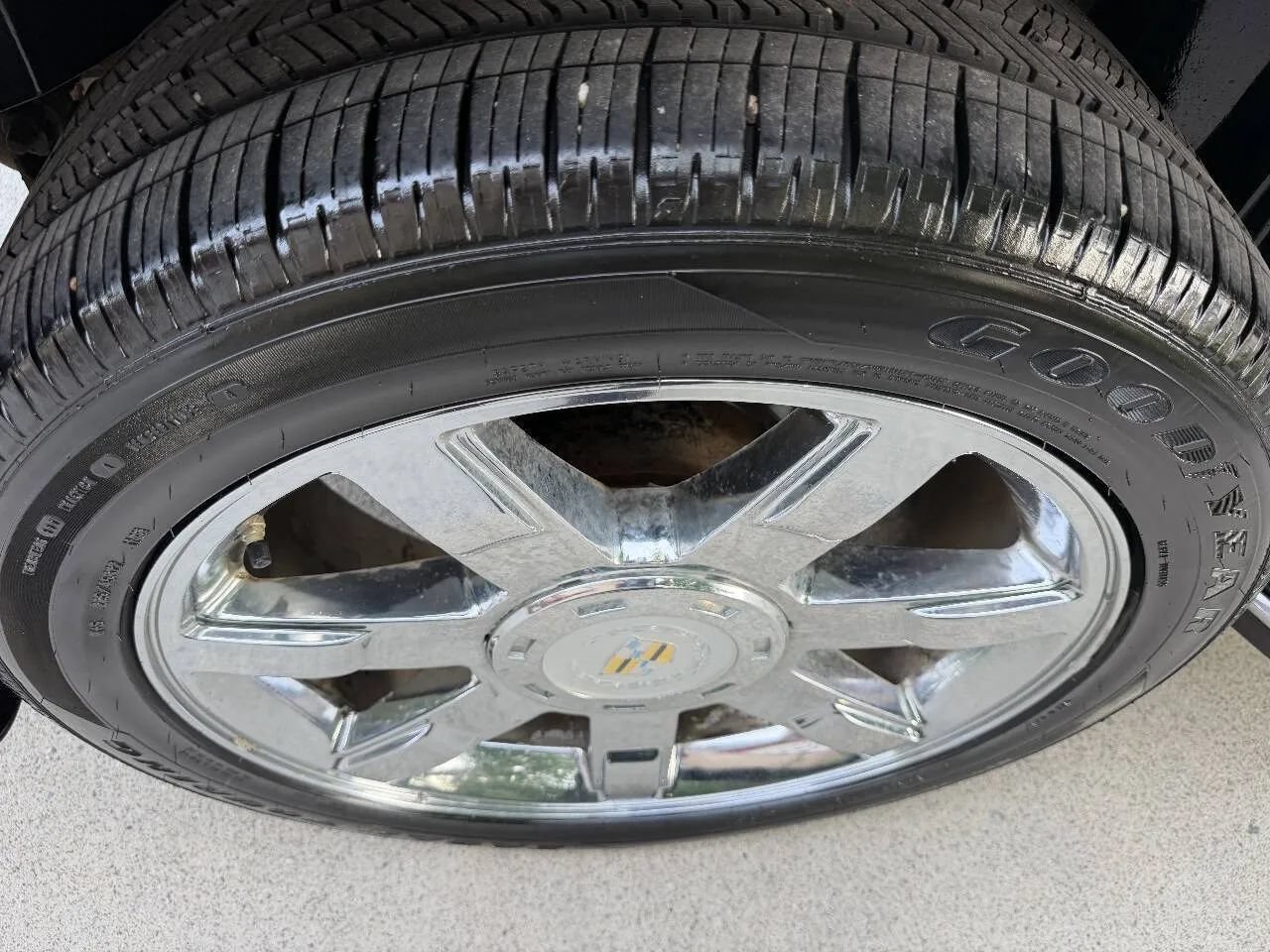 Used 2009 Cadillac Escalade 4WD Hybrid image 50