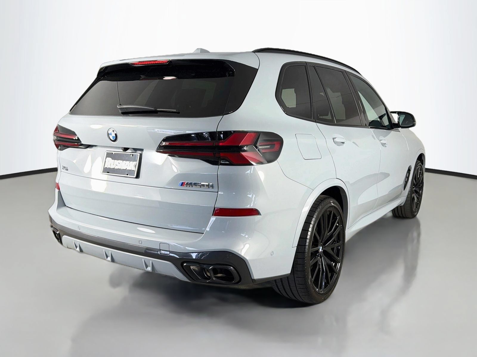 Certified 2025 BMW X5 M60i w/ Climate Comfort Package AWD/4WD image 7