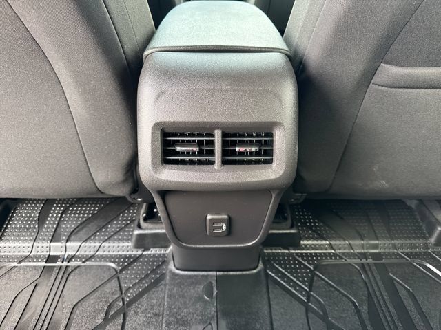 Used 2024 Chevrolet Equinox LS w/ LS Convenience Package AWD/4WD image 26