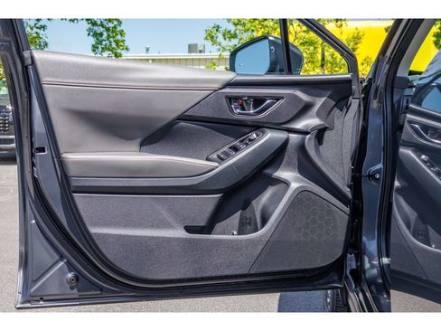 Certified 2024 Subaru Crosstrek 2.5i Limited w/ Crosstrek Mirror Package AWD/4WD image 18