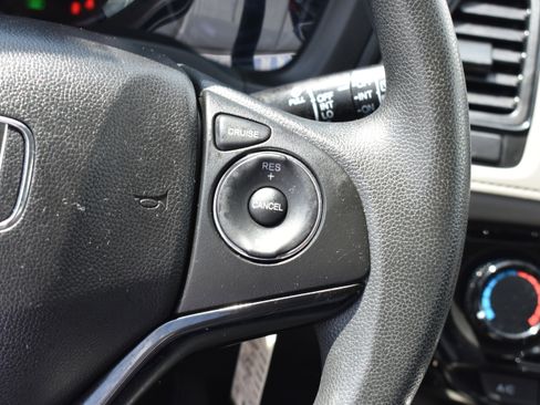 Certified 2018 Honda HR-V LX image 14