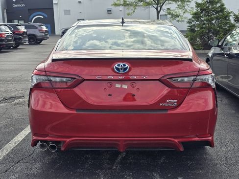 Used 2022 Toyota Camry XSE w/ Cold Weather Package FWD image 6